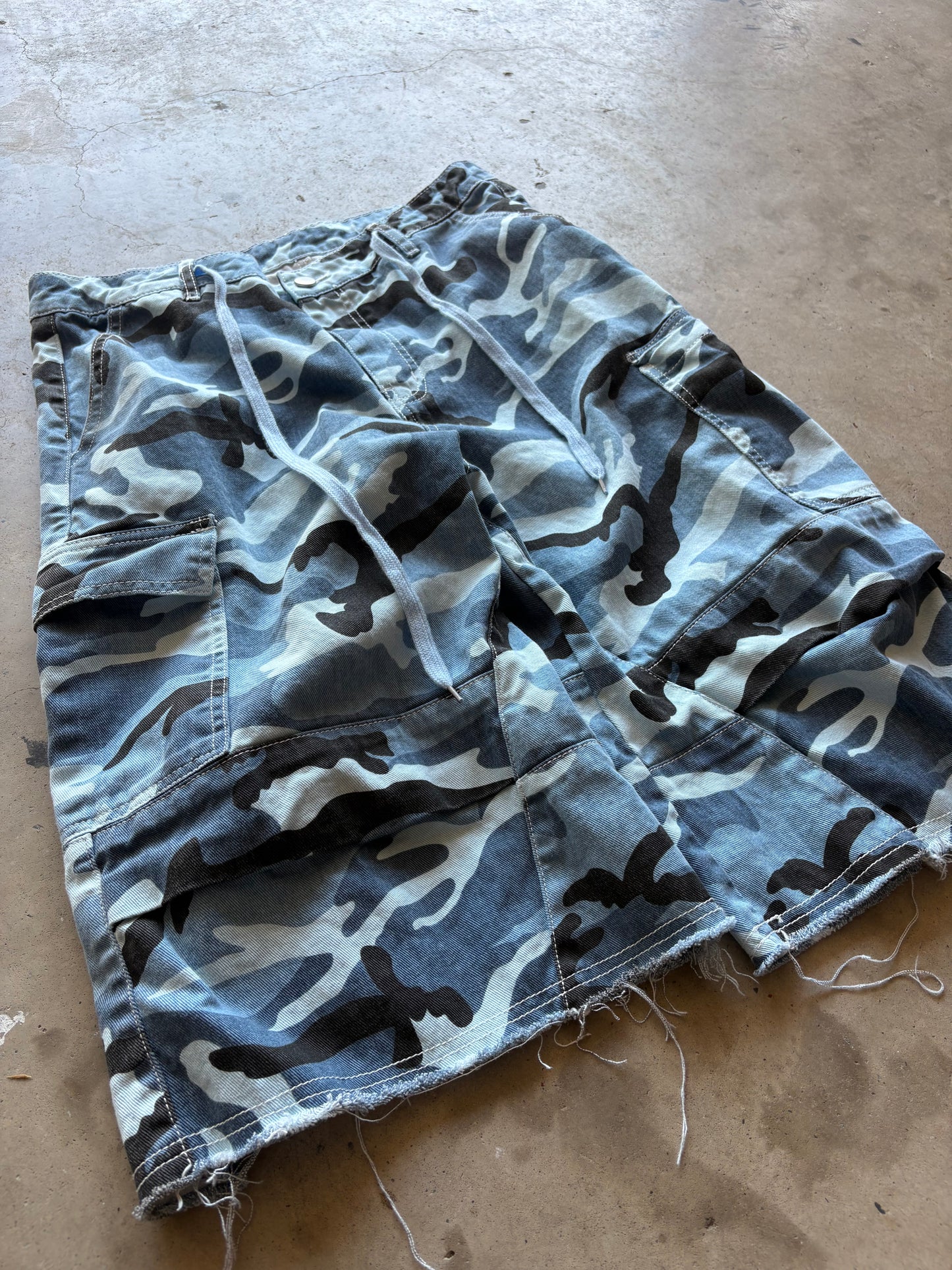 "camo" jorts
